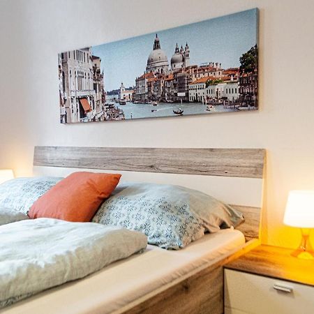 Comfy 2Br- Apartment Near Wiener Stadthalle Ngoại thất bức ảnh